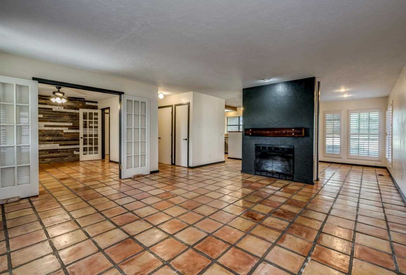 3 Bedrooms Bedrooms, 0 ,2 BathroomsBathrooms,Residential,Single Family,Sunrise,1,133207