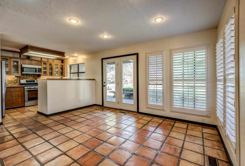 3 Bedrooms Bedrooms, 0 ,2 BathroomsBathrooms,Residential,Single Family,Sunrise,1,133207