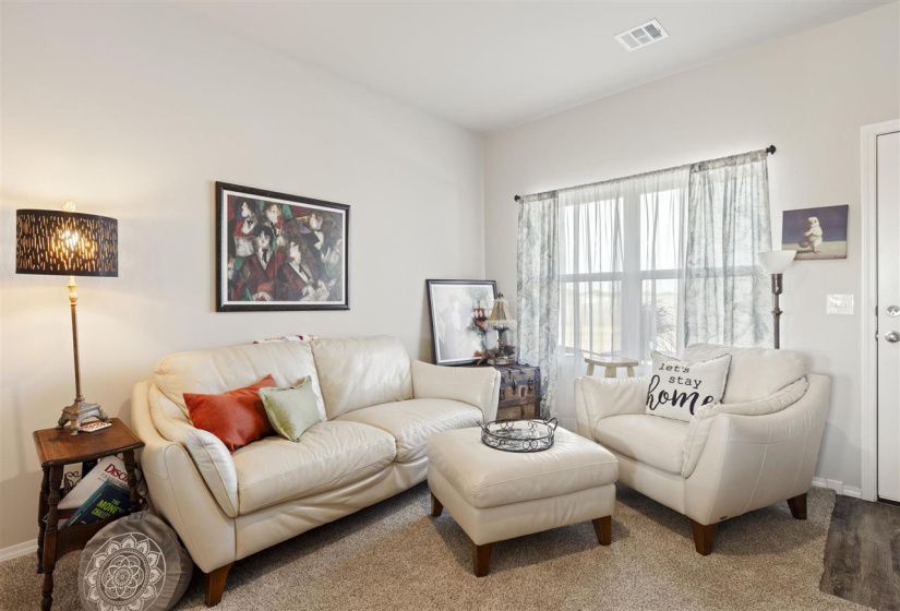 3 Bedrooms Bedrooms, 0 ,2 BathroomsBathrooms,Residential,Single Family,Elm Ridge,1,133208