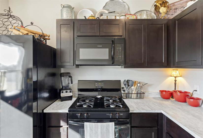 3 Bedrooms Bedrooms, 0 ,2 BathroomsBathrooms,Residential,Single Family,Elm Ridge,1,133208