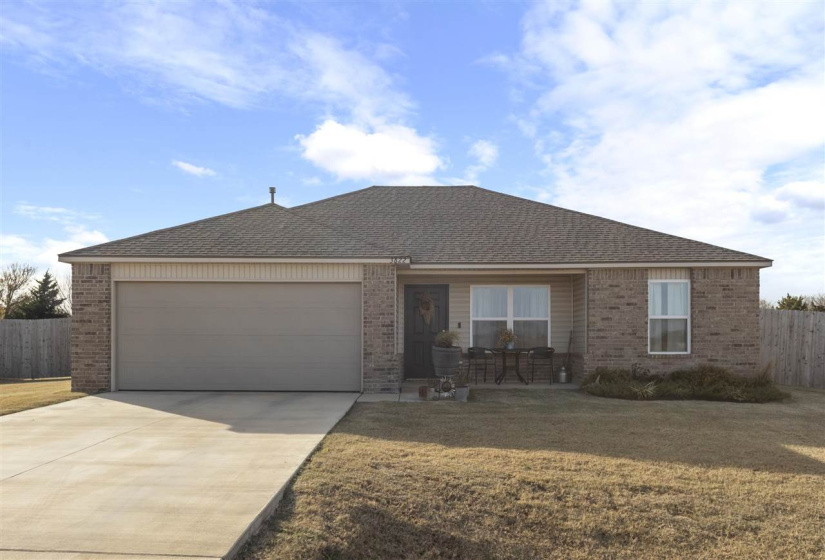 3 Bedrooms Bedrooms, 0 ,2 BathroomsBathrooms,Residential,Single Family,Elm Ridge,1,133208