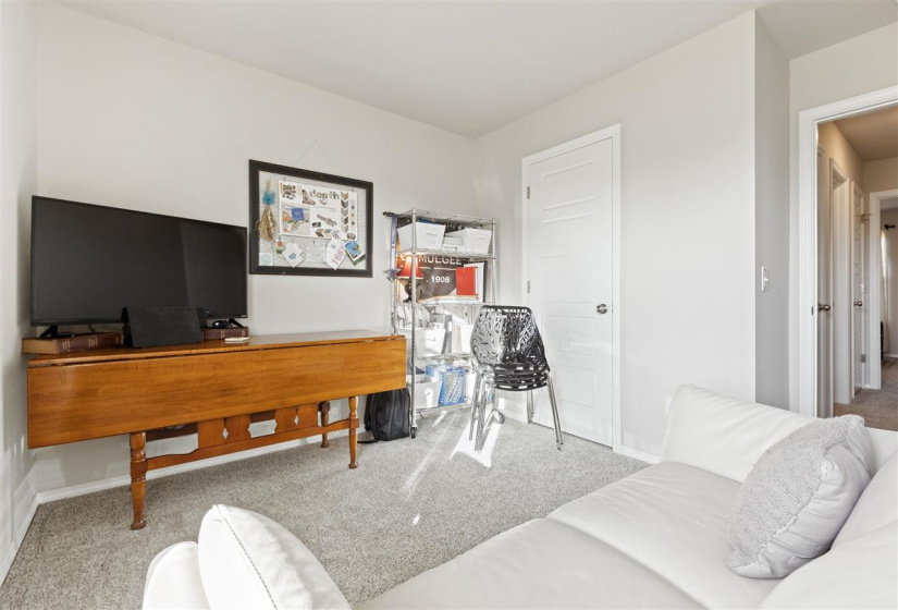 3 Bedrooms Bedrooms, 0 ,2 BathroomsBathrooms,Residential,Single Family,Elm Ridge,1,133208