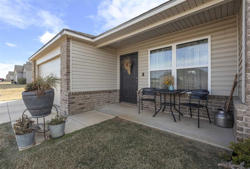 3 Bedrooms Bedrooms, 0 ,2 BathroomsBathrooms,Residential,Single Family,Elm Ridge,1,133208