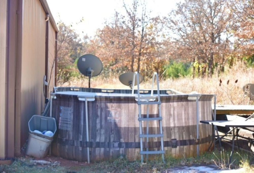 1 Bedroom Bedrooms, 0 ,1 BathroomBathrooms,Residential,Single Family,930,1.5,133209