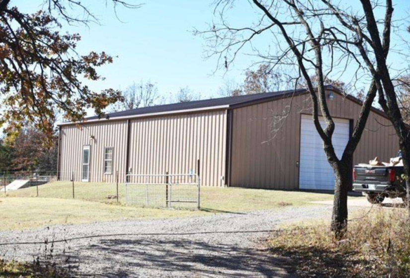 1 Bedroom Bedrooms, 0 ,1 BathroomBathrooms,Residential,Single Family,930,1.5,133209