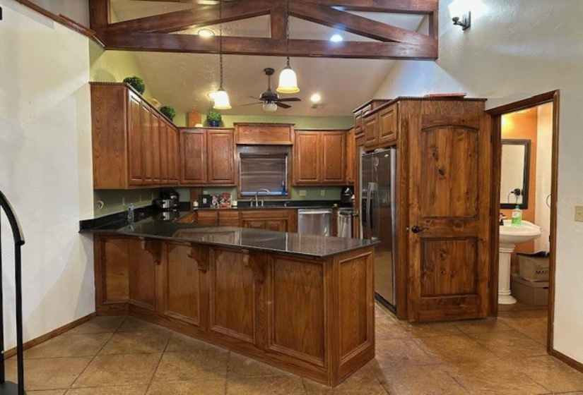 1 Bedroom Bedrooms, 0 ,1 BathroomBathrooms,Residential,Single Family,930,1.5,133209