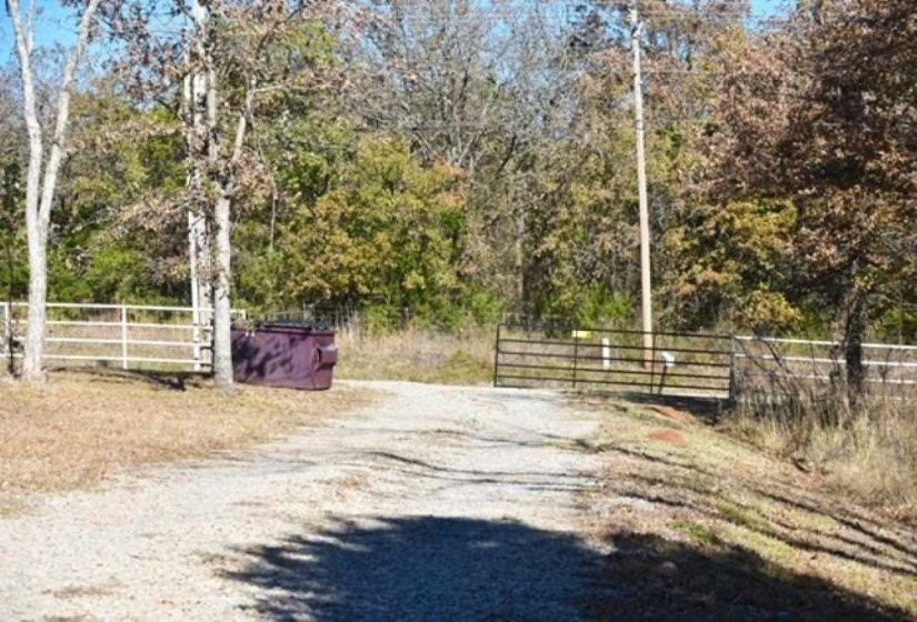 1 Bedroom Bedrooms, 0 ,1 BathroomBathrooms,Residential,Single Family,930,1.5,133209