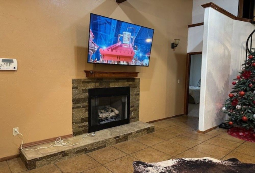 1 Bedroom Bedrooms, 0 ,1 BathroomBathrooms,Residential,Single Family,930,1.5,133209