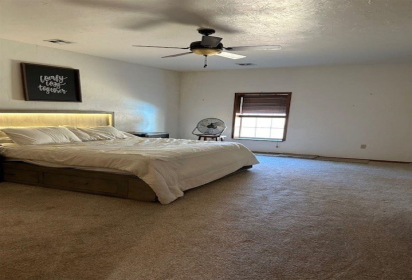 1 Bedroom Bedrooms, 0 ,1 BathroomBathrooms,Residential,Single Family,930,1.5,133209