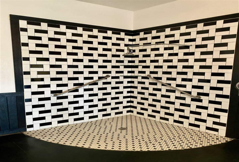 1 Bedroom Bedrooms, 0 ,1 BathroomBathrooms,Residential,Single Family,Maple,1,133210