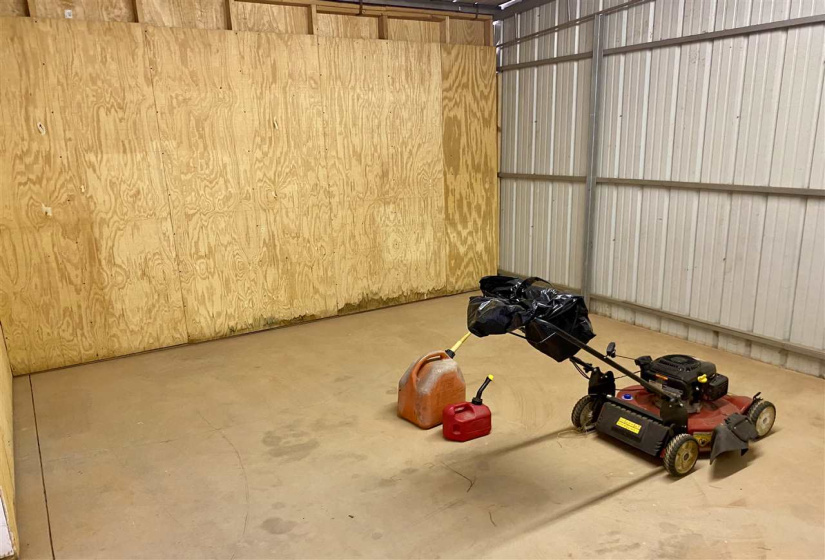 1 Bedroom Bedrooms, 0 ,1 BathroomBathrooms,Residential,Single Family,Maple,1,133210