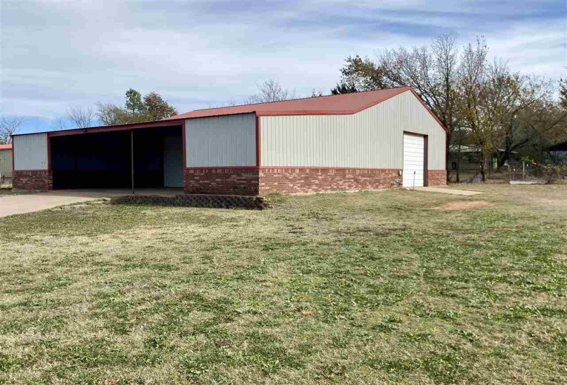 1 Bedroom Bedrooms, 0 ,1 BathroomBathrooms,Residential,Single Family,Maple,1,133210