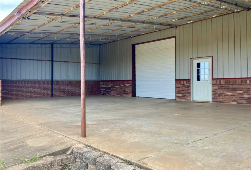 1 Bedroom Bedrooms, 0 ,1 BathroomBathrooms,Residential,Single Family,Maple,1,133210