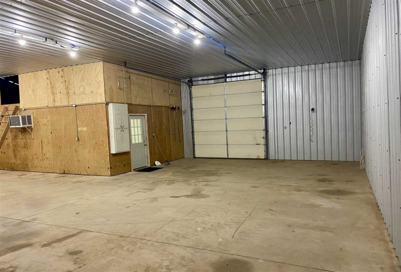 1 Bedroom Bedrooms, 0 ,1 BathroomBathrooms,Residential,Single Family,Maple,1,133210