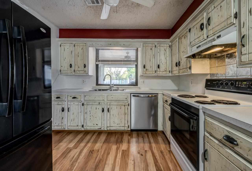 3 Bedrooms Bedrooms, 0 ,2 BathroomsBathrooms,Residential,Single Family,Britton,1,133216