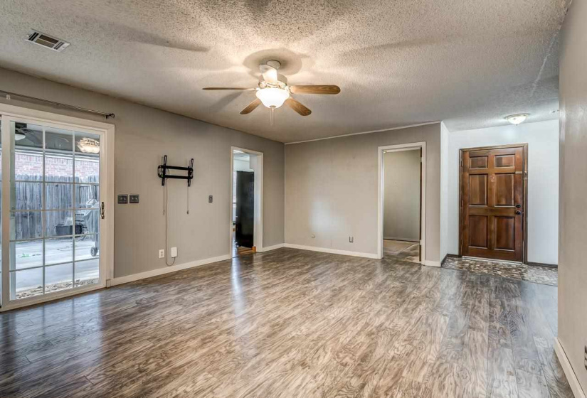 3 Bedrooms Bedrooms, 0 ,2 BathroomsBathrooms,Residential,Single Family,Britton,1,133216