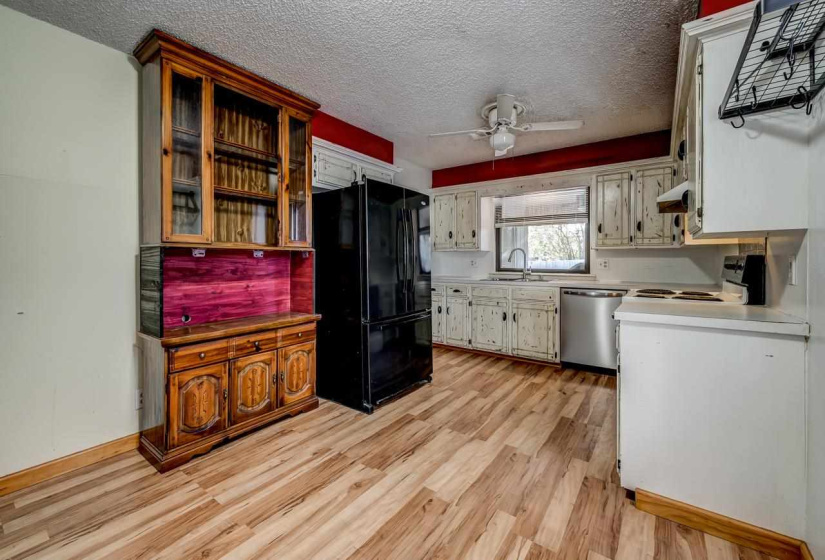 3 Bedrooms Bedrooms, 0 ,2 BathroomsBathrooms,Residential,Single Family,Britton,1,133216