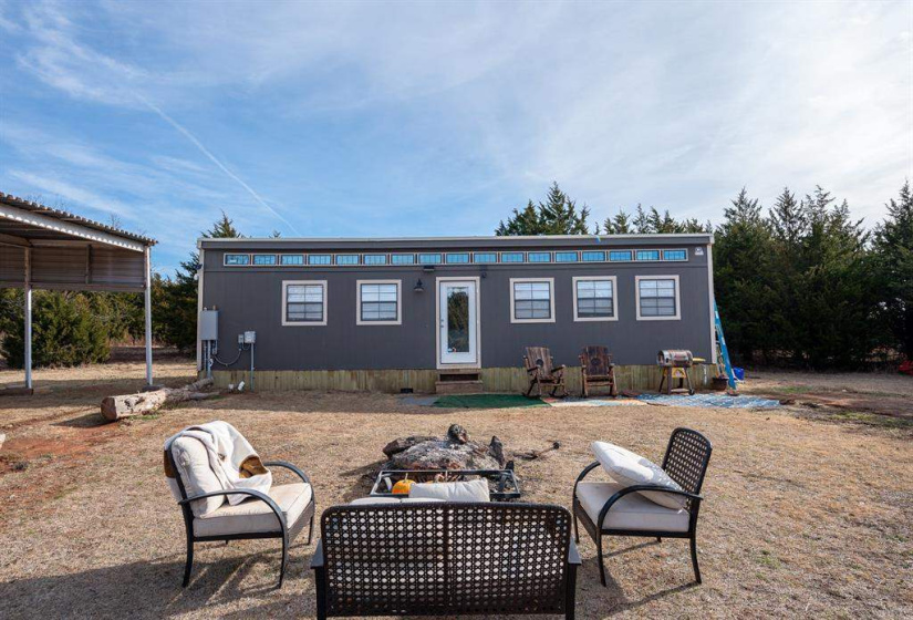 0 , 0 ,0,Lots/land,Unplatted,80th,0,133217