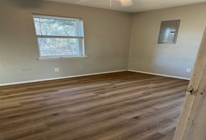 6 Bedrooms Bedrooms, 0 ,3 BathroomsBathrooms,Residential,Single Family,Eaton,1,133219