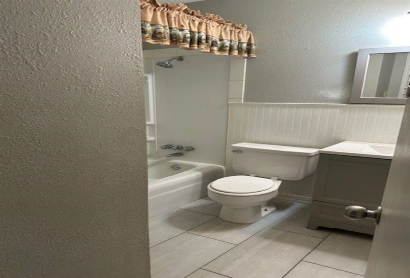 6 Bedrooms Bedrooms, 0 ,3 BathroomsBathrooms,Residential,Single Family,Eaton,1,133219