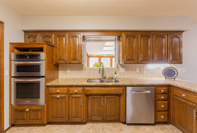 5 Bedrooms Bedrooms, 0 ,4 BathroomsBathrooms,Residential,Single Family,Cowboy,2,133220