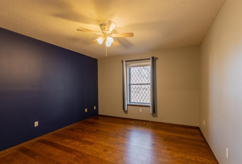 5 Bedrooms Bedrooms, 0 ,4 BathroomsBathrooms,Residential,Single Family,Cowboy,2,133220