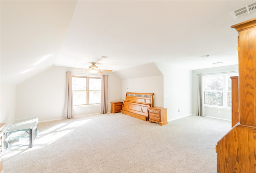 5 Bedrooms Bedrooms, 0 ,4 BathroomsBathrooms,Residential,Single Family,Cowboy,2,133220