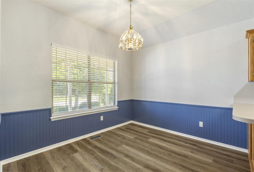 4 Bedrooms Bedrooms, 0 ,2 BathroomsBathrooms,Residential,Single Family,Brandon,1,133222