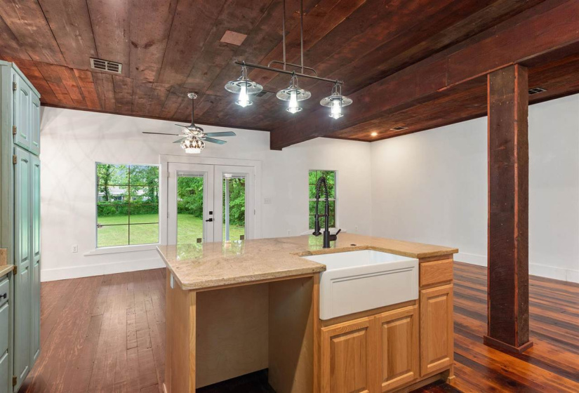 2 Bedrooms Bedrooms, 0 ,2 BathroomsBathrooms,Residential,Single Family,State,2,133223