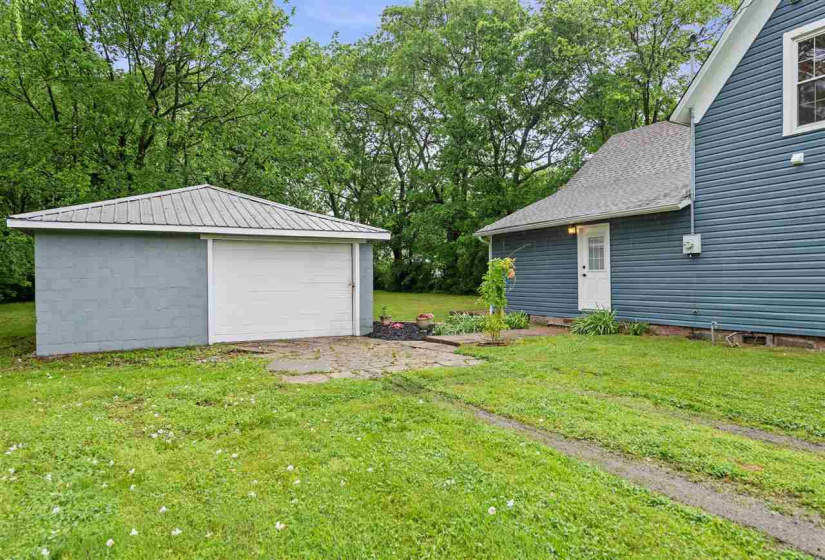 2 Bedrooms Bedrooms, 0 ,2 BathroomsBathrooms,Residential,Single Family,State,2,133223