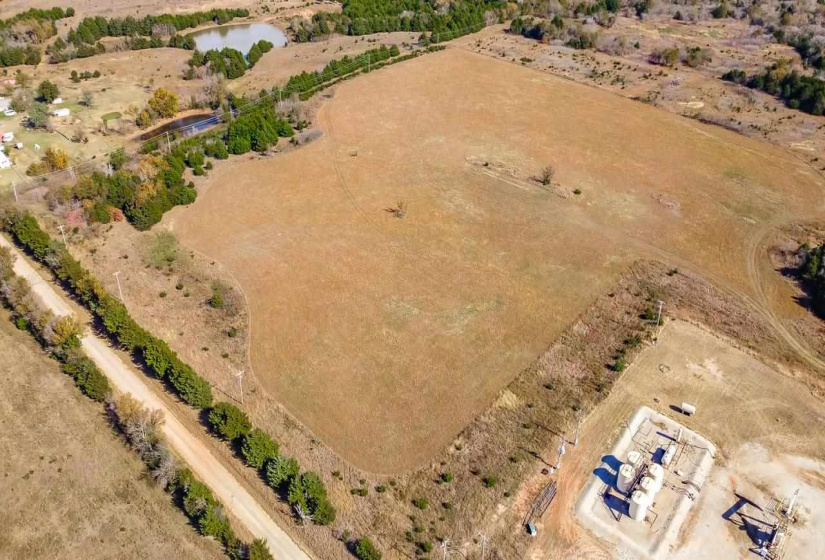 0 , 0 ,0,Lots/land,Unplatted,County Road 140 - Tract #1,0,133225