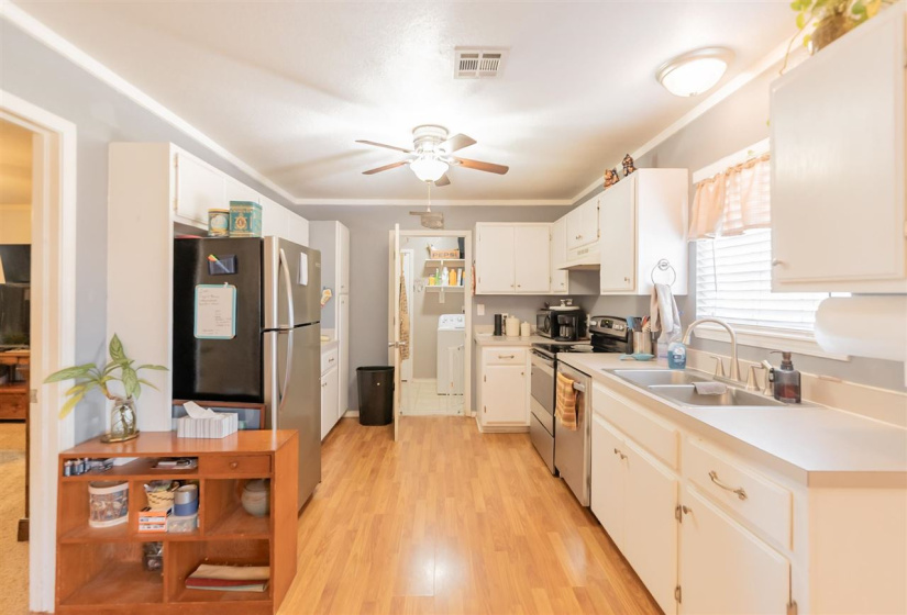 3 Bedrooms Bedrooms, 0 ,2 BathroomsBathrooms,Residential,Single Family,Pinto,1,133227