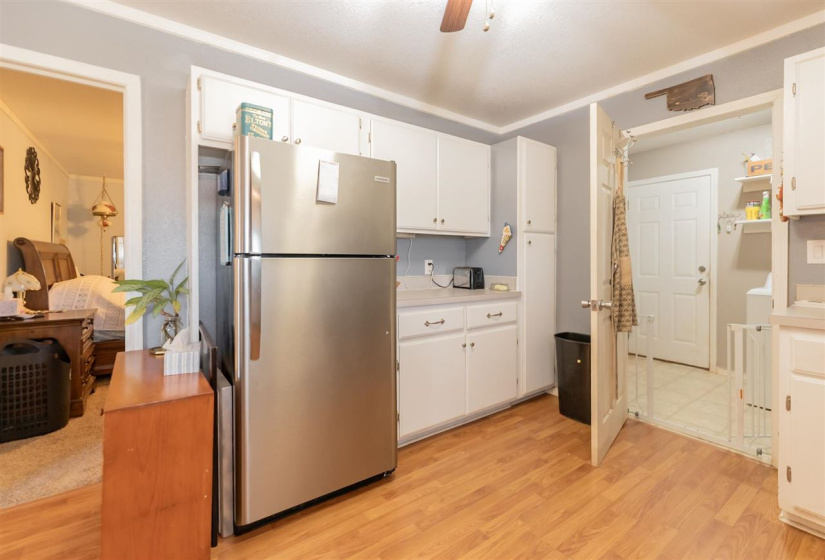 3 Bedrooms Bedrooms, 0 ,2 BathroomsBathrooms,Residential,Single Family,Pinto,1,133227