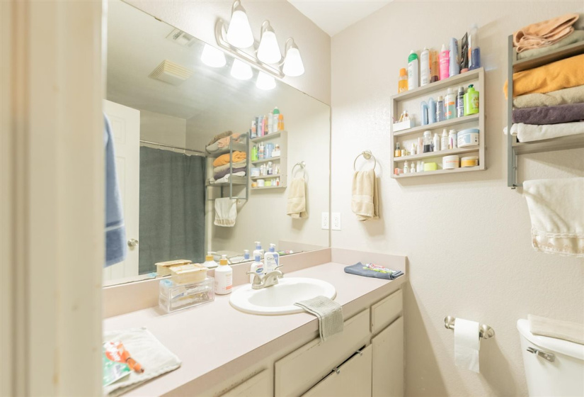 3 Bedrooms Bedrooms, 0 ,2 BathroomsBathrooms,Residential,Single Family,Pinto,1,133227