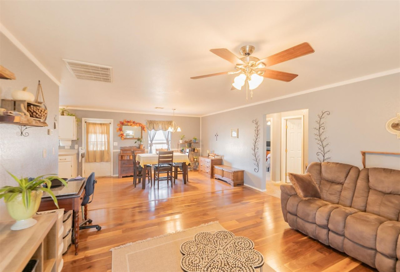 3 Bedrooms Bedrooms, 0 ,2 BathroomsBathrooms,Residential,Single Family,Pinto,1,133227