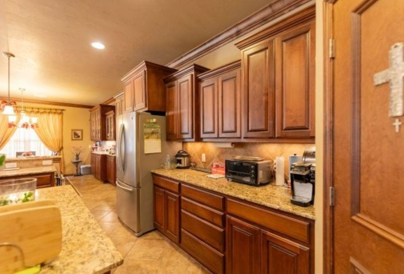 4 Bedrooms Bedrooms, 0 ,3 BathroomsBathrooms,Residential,Single Family,Brooke Hollow,1.5,133229