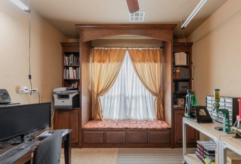 4 Bedrooms Bedrooms, 0 ,3 BathroomsBathrooms,Residential,Single Family,Brooke Hollow,1.5,133229