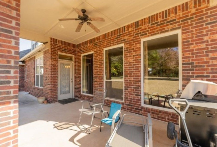 4 Bedrooms Bedrooms, 0 ,3 BathroomsBathrooms,Residential,Single Family,Brooke Hollow,1.5,133229