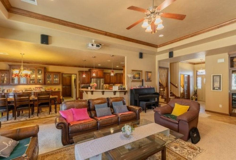 4 Bedrooms Bedrooms, 0 ,3 BathroomsBathrooms,Residential,Single Family,Brooke Hollow,1.5,133229