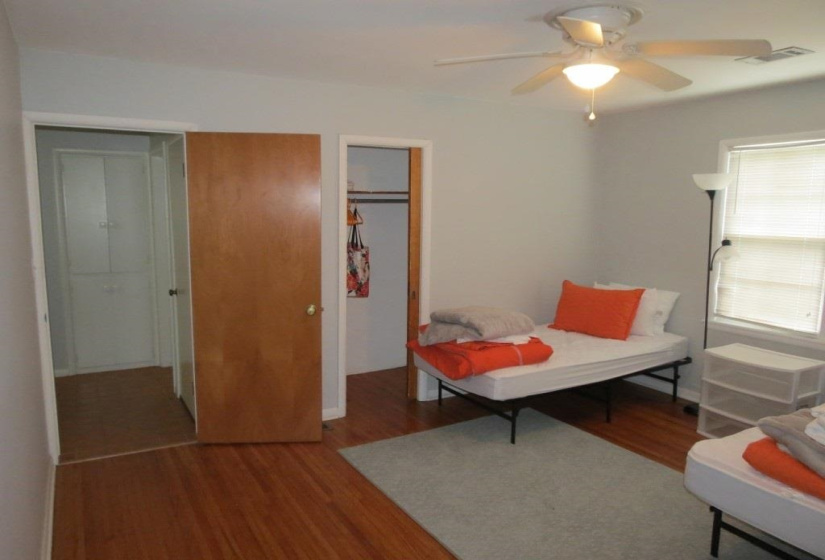 3 Bedrooms Bedrooms, 0 ,2 BathroomsBathrooms,Residential,Single Family,5th,1,133231