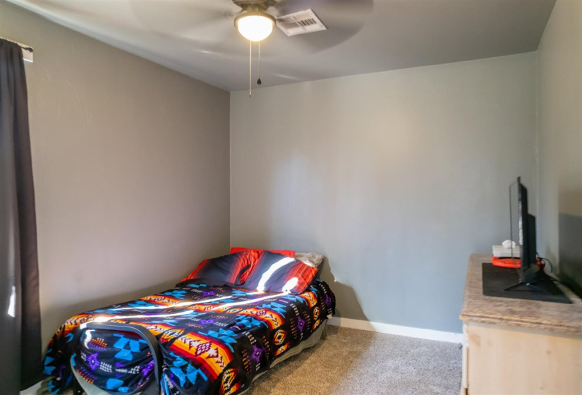 4 Bedrooms Bedrooms, 0 ,2 BathroomsBathrooms,Residential,Single Family,750,1,133232