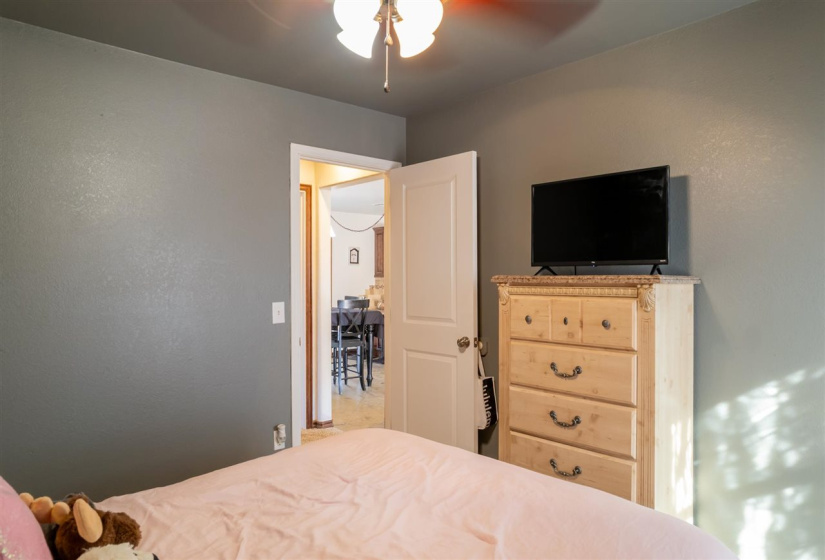 4 Bedrooms Bedrooms, 0 ,2 BathroomsBathrooms,Residential,Single Family,750,1,133232