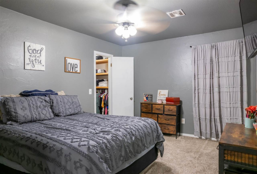 4 Bedrooms Bedrooms, 0 ,2 BathroomsBathrooms,Residential,Single Family,750,1,133232