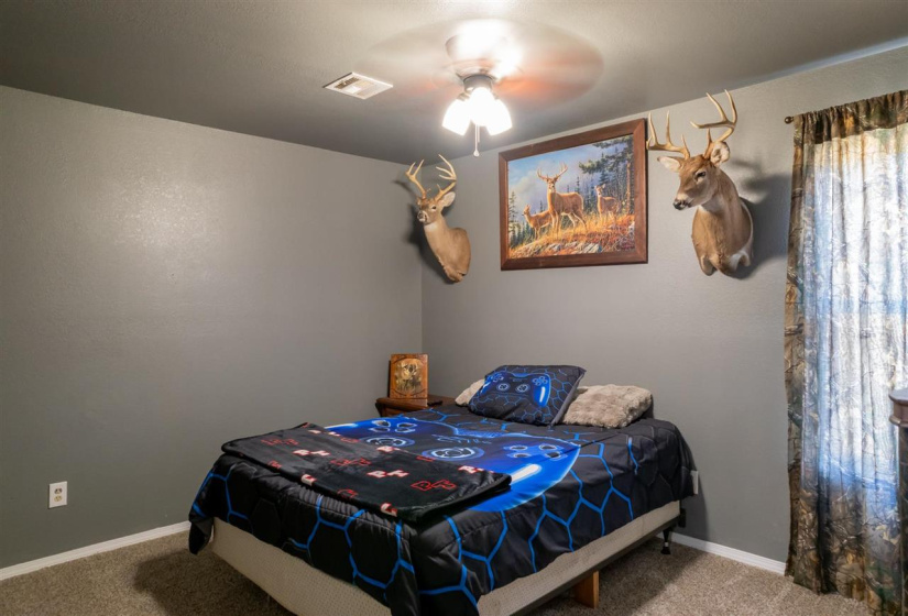 4 Bedrooms Bedrooms, 0 ,2 BathroomsBathrooms,Residential,Single Family,750,1,133232