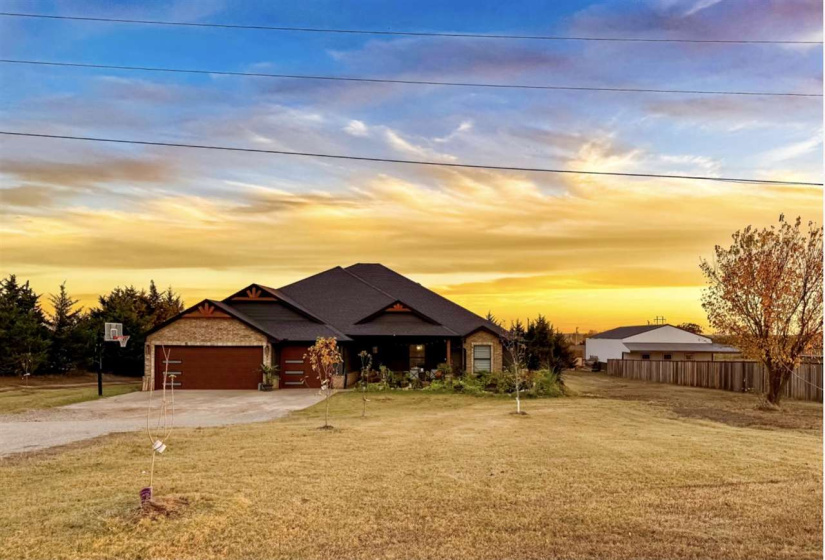 4 Bedrooms Bedrooms, 0 ,2 BathroomsBathrooms,Residential,Single Family,32nd,1,133235