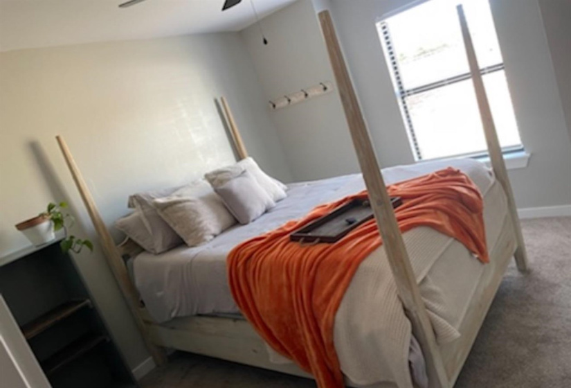 4 Bedrooms Bedrooms, 0 ,2 BathroomsBathrooms,Residential,Single Family,32nd,1,133235