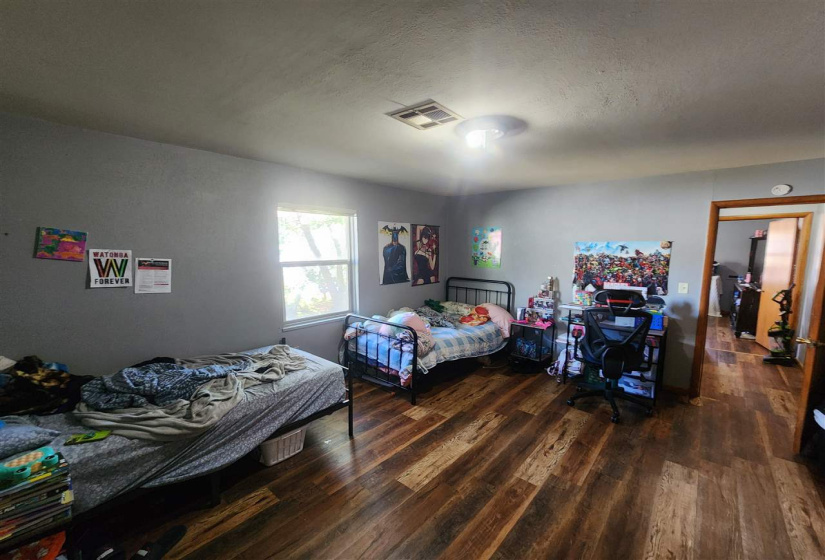 0 , 0 ,3 BathroomsBathrooms,Multi-family,Duplex,Wikoff,1,133237