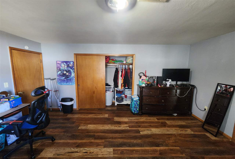 0 , 0 ,3 BathroomsBathrooms,Multi-family,Duplex,Wikoff,1,133237