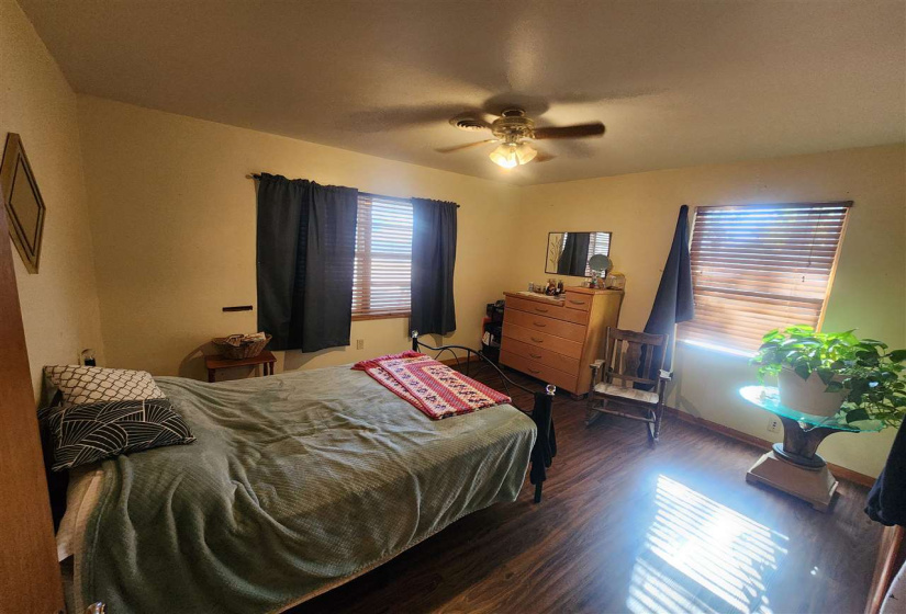 0 , 0 ,3 BathroomsBathrooms,Multi-family,Duplex,Wikoff,1,133237