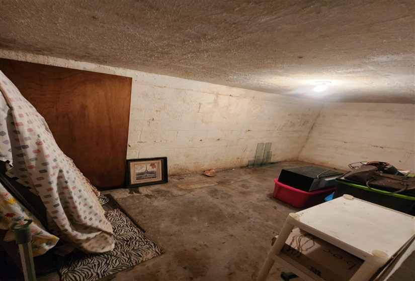 0 , 0 ,3 BathroomsBathrooms,Multi-family,Duplex,Wikoff,1,133237